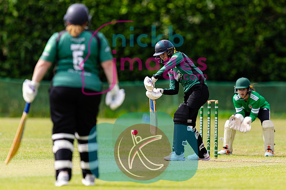 Berkswell-CC-Women-v-Quatt-CC-Women, 220625-112