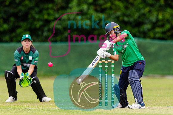Berkswell-CC-Women-v-Quatt-CC-Women, 220625-12