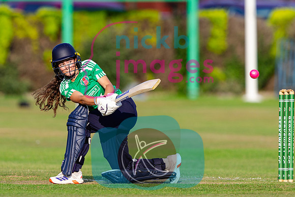 100-Ball-Womens-SF-Berkswell-v-Dorridge-150825-27