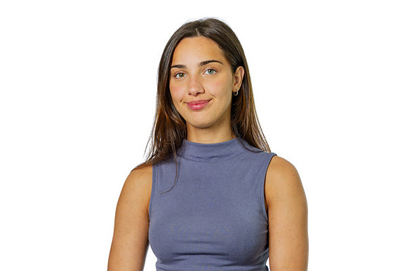 Meridian-160725-Alisya-7-600x400