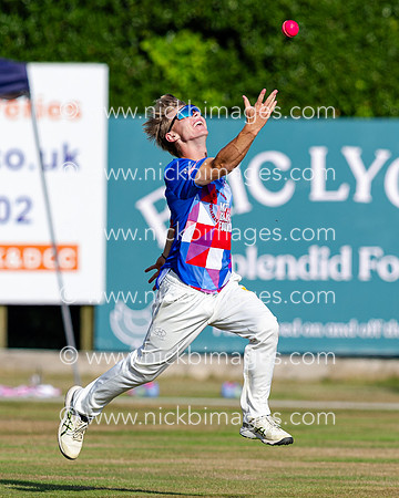 Matt-Gallagher-Foundation-Cricket-100825-207
