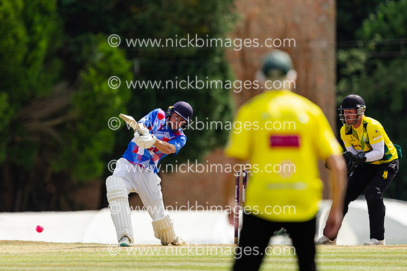 Matt-Gallagher-Foundation-Cricket-100825-96