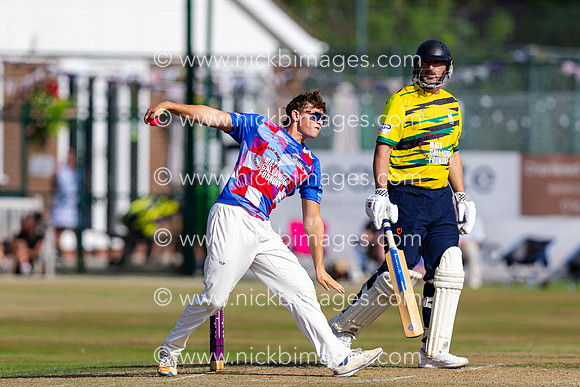 Matt-Gallagher-Foundation-Cricket-100825-194